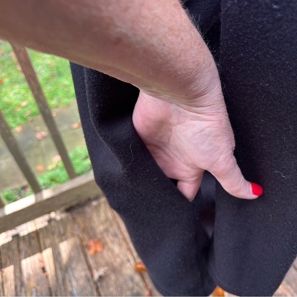 Vera Wang zip front sweater - Picture 5 of 9